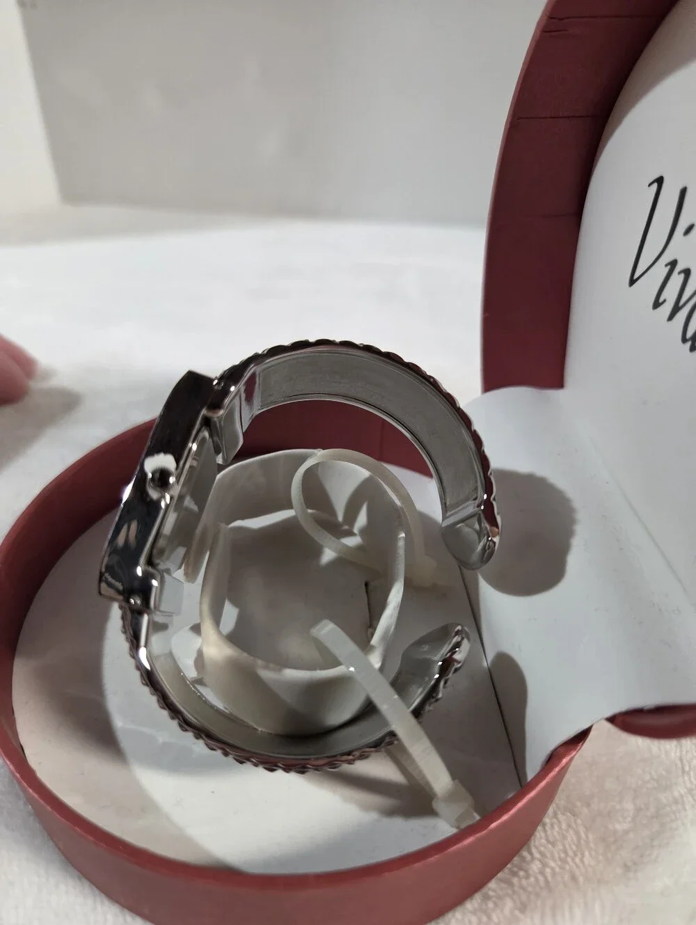 🤍 Studio Silver-Tone Filigree Women's Bracelet Watch - White Dial